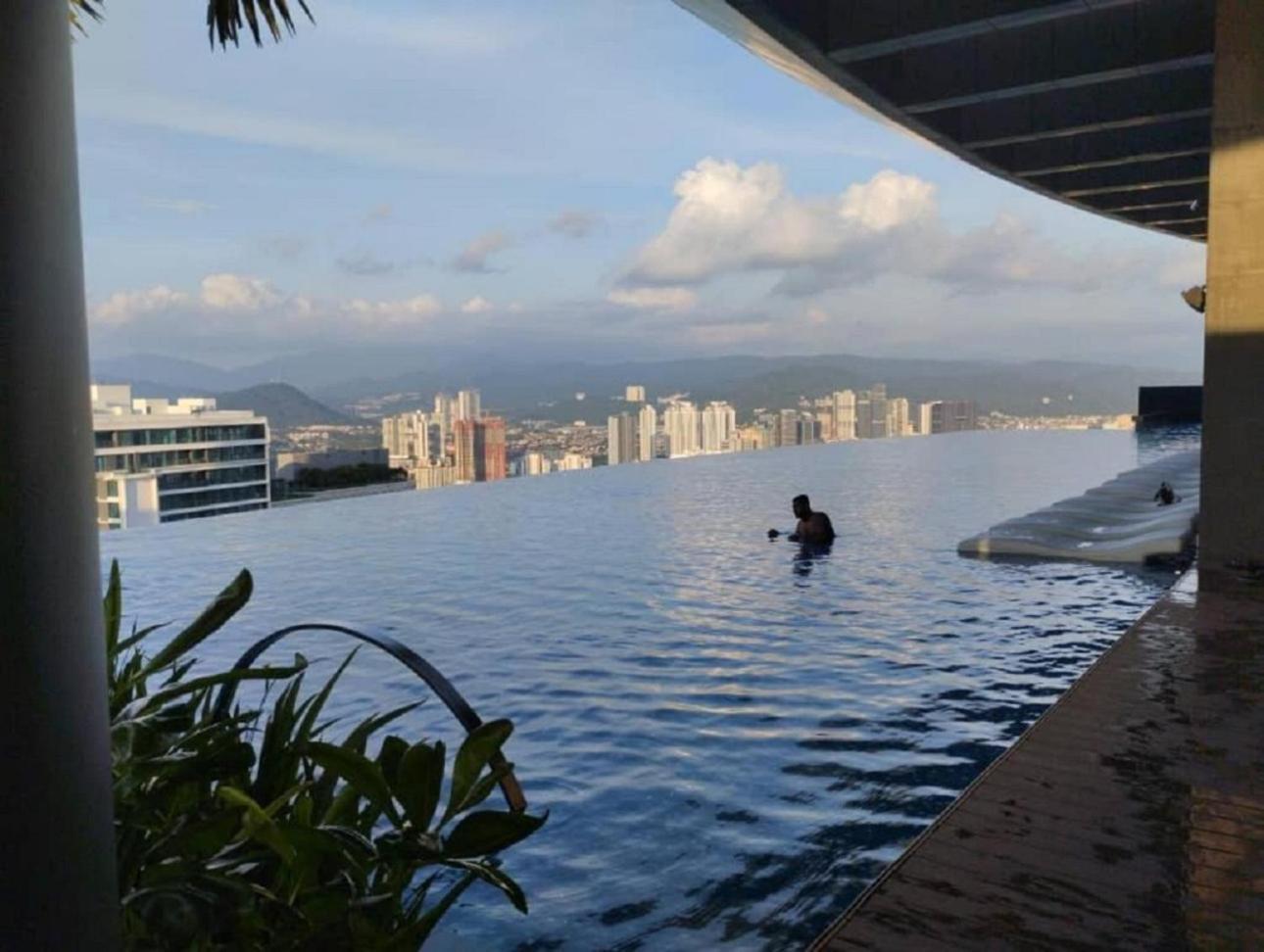 Eaton Residences Klcc By Luna Kuala Lumpur Bagian luar foto